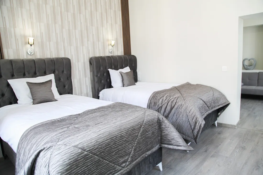 Студио № 10 — Corner House Lovech