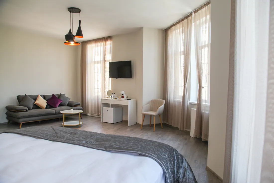 Студио № 8 — Corner House Lovech