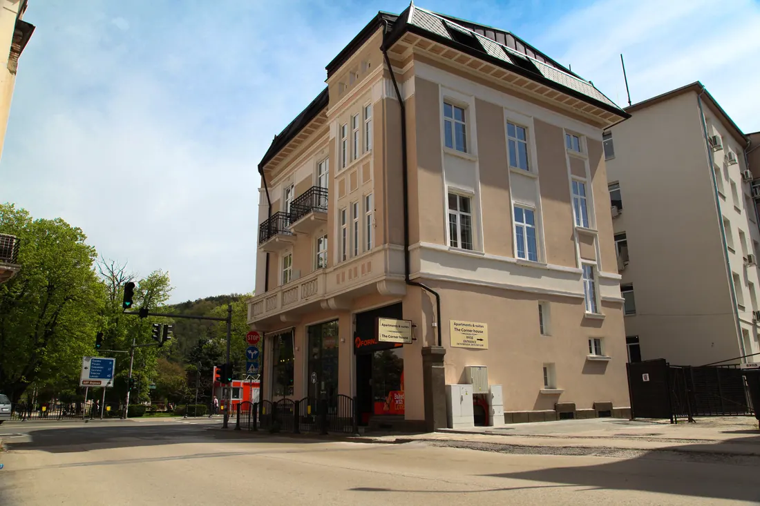 Corner House — сграда в стил Барок