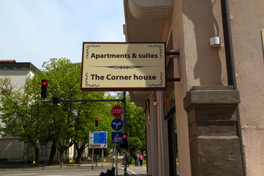 Corner House — сграда в стил Барок