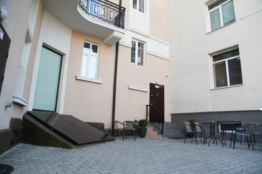 Corner House — сграда в стил Барок
