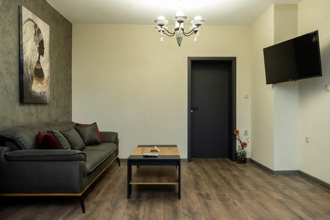 Самостоятелен апартамент № 8 — Corner House Lovech